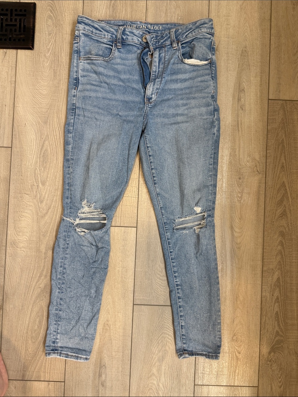 American Eagle Outfitters Light Wash Distressed Skinny Jeans - Blue